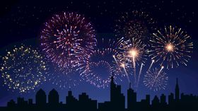 城市夜空绚烂烟花绽放