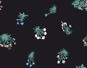 黑底花