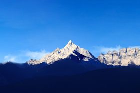 梅里雪山